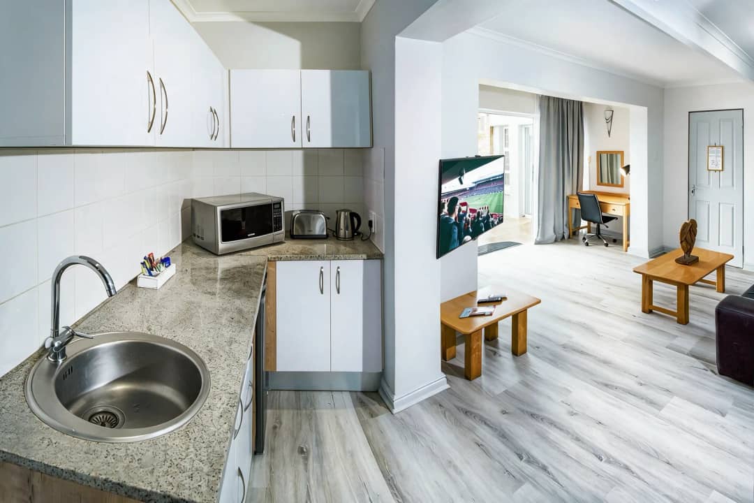 Luxury Self-Catering Suites